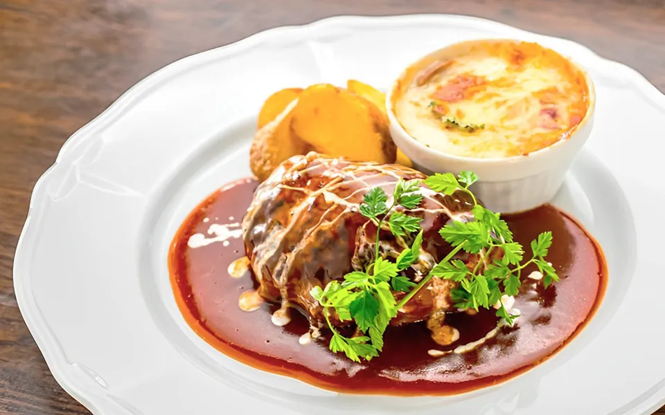 洋食屋さんハンバーグ(デミグラスソース)